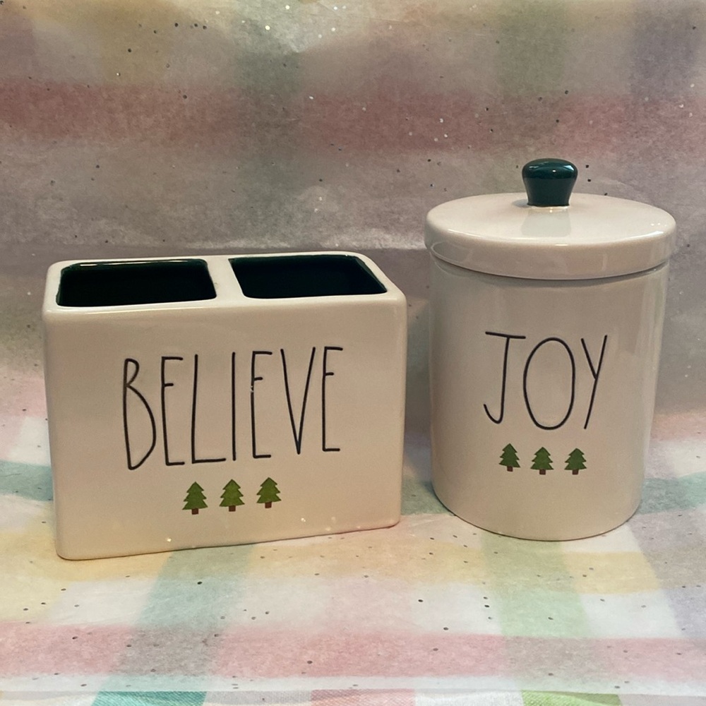 Rae Dunn Holiday bathroom set